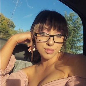 Meet your Posher, Kaitlin